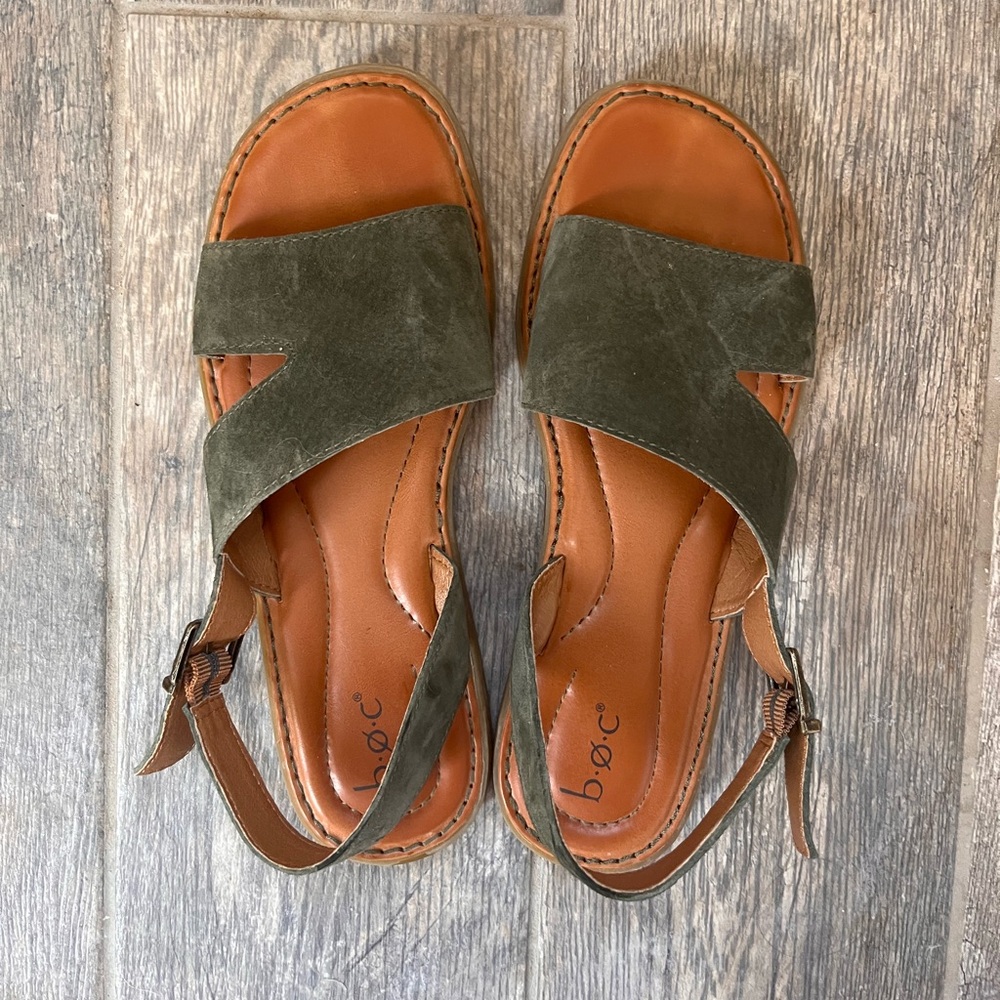 Born BOC Sandals 9